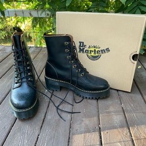 Dr. Martens Leona boots, black, size 8